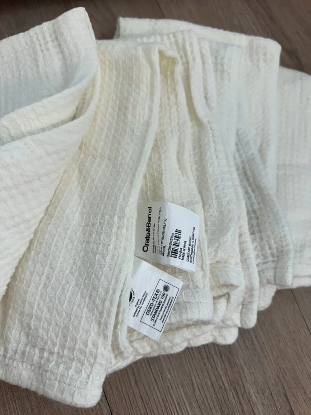 CRATE & BARREL Wren Waffle Weave Organic Cotton Napkin in Ivory Set Of 6